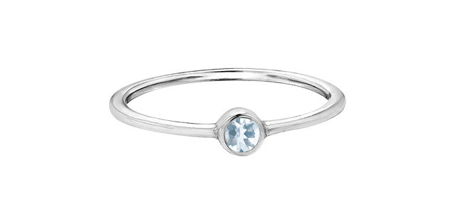 10K White Gold Ring with Bezel Setting