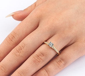 Chain Link .20ct Diamond Gold Ring - Bijouterie Classique