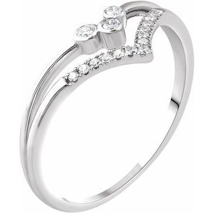 14K White 1/10 CTW Natural Diamond V Ring  