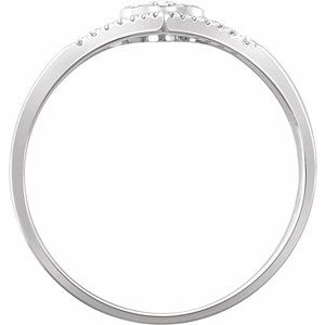 14K White 1/10 CTW Natural Diamond V Ring