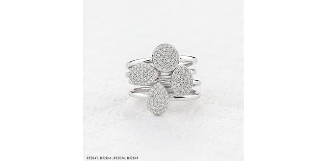 Oval Diamond Ring